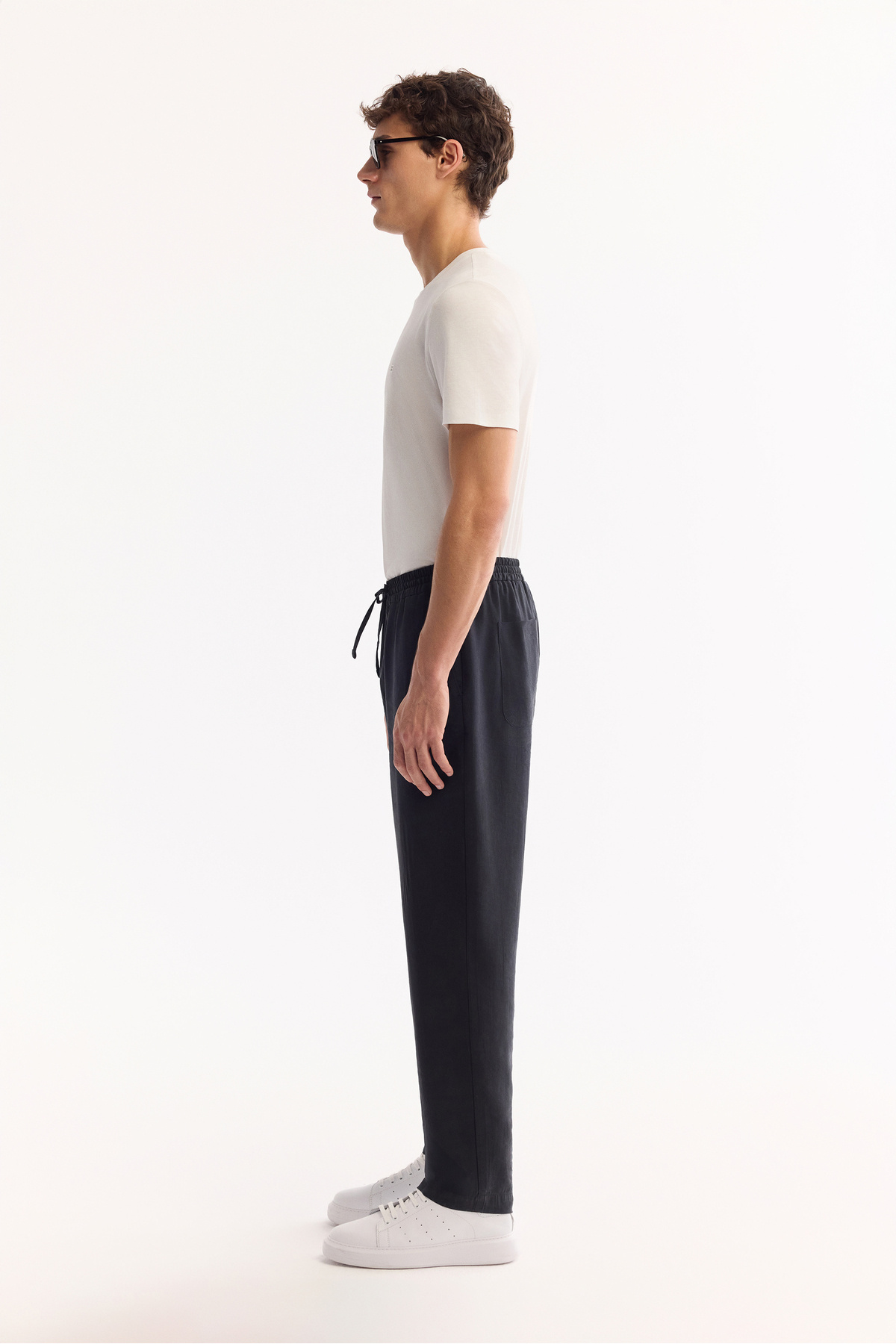 Erkek Siyah Beli Lastik Bağcıklı Soft Touch Relaxed Fit Pantolon A52Y3013 — مشکی — تصویر 3 از 7