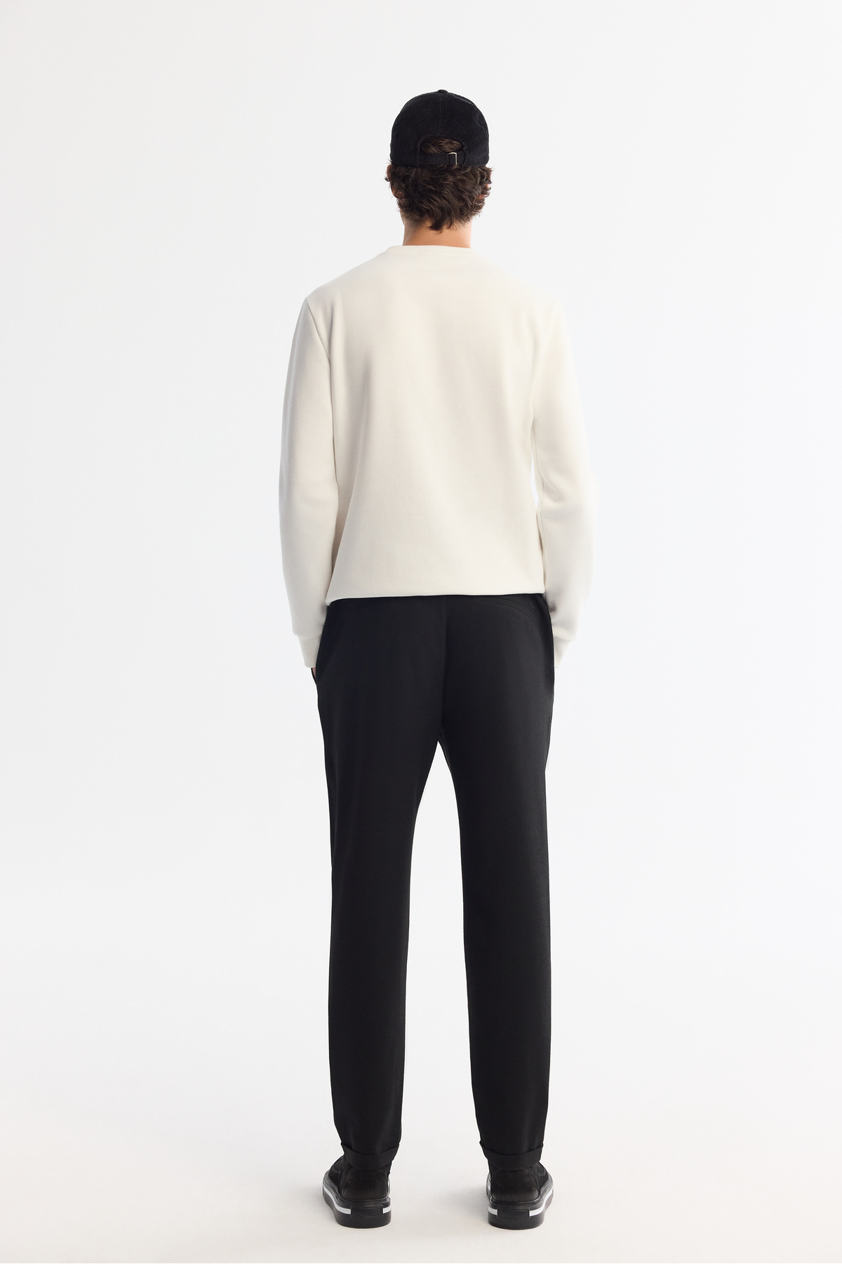 Erkek Siyah Yanı Lastikli Bi-Stretch Kolay Ütülenen Chino Slim Fit Pantolon B003037 — مشکی — تصویر 3 از 5