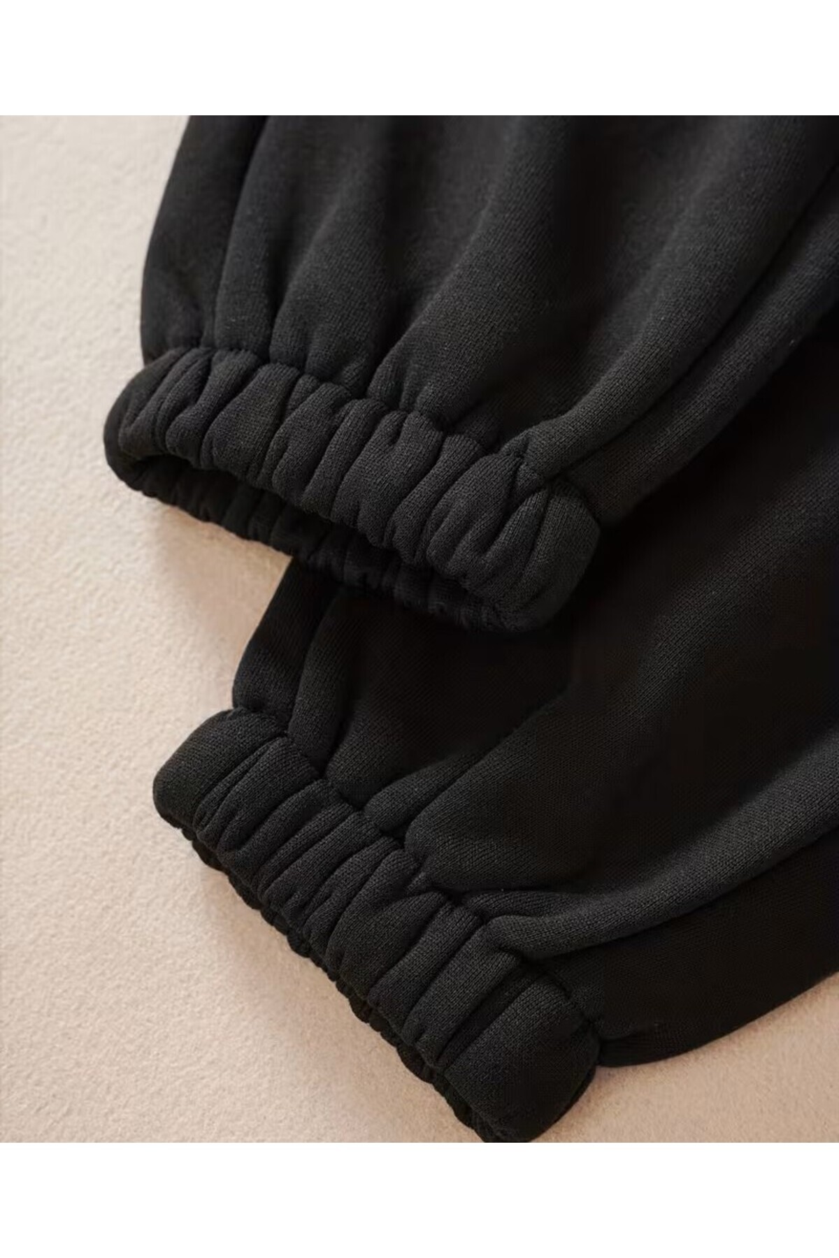 ست گرمکن کلاه‌دار طرح‌دار مشکی/سفید طرح LA (بالا و پایین) یونیسکس — مشکی 6598768764 — تصویر 6 از 6