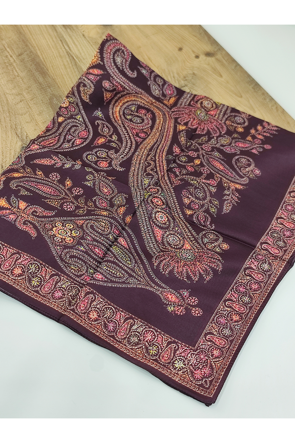 Mürdüm Etnik Motif Desenli Pamuklu Soft Eşarp