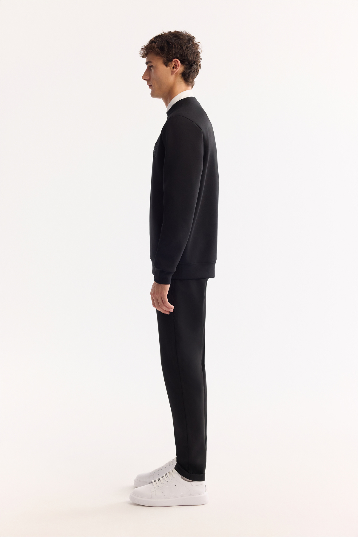 Erkek Siyah Bisiklet Yaka Pamuklu Bi-Stretch Basic Regular Fit Sweatshirt A52Y1328 — مشکی — تصویر 3 از 7