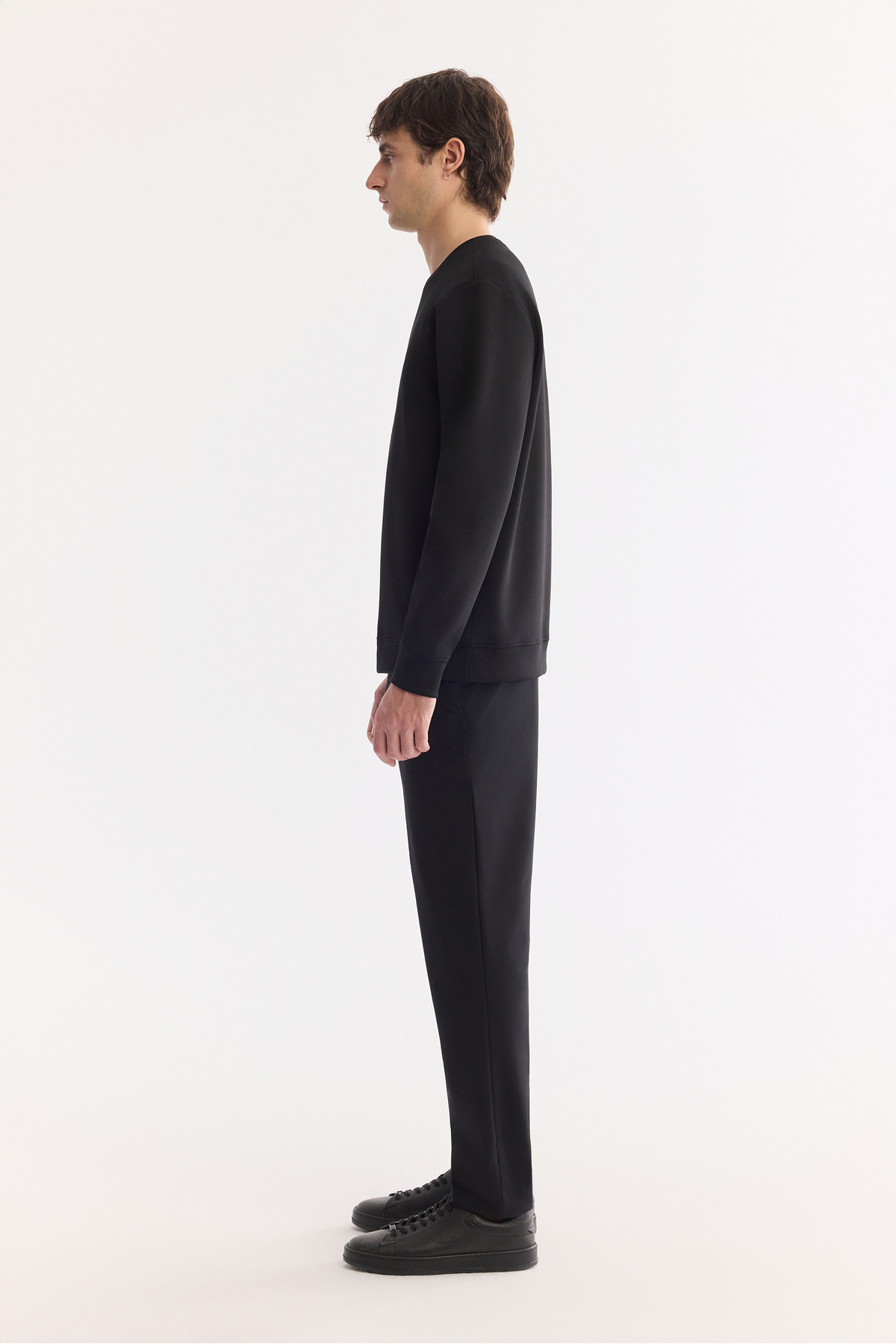 Erkek Siyah Bisiklet Yaka Pamuklu Kolay Ütülenen Bi-Stretch Regular Fit Sweatshirt A61Y1205 — مشکی — تصویر 3 از 7