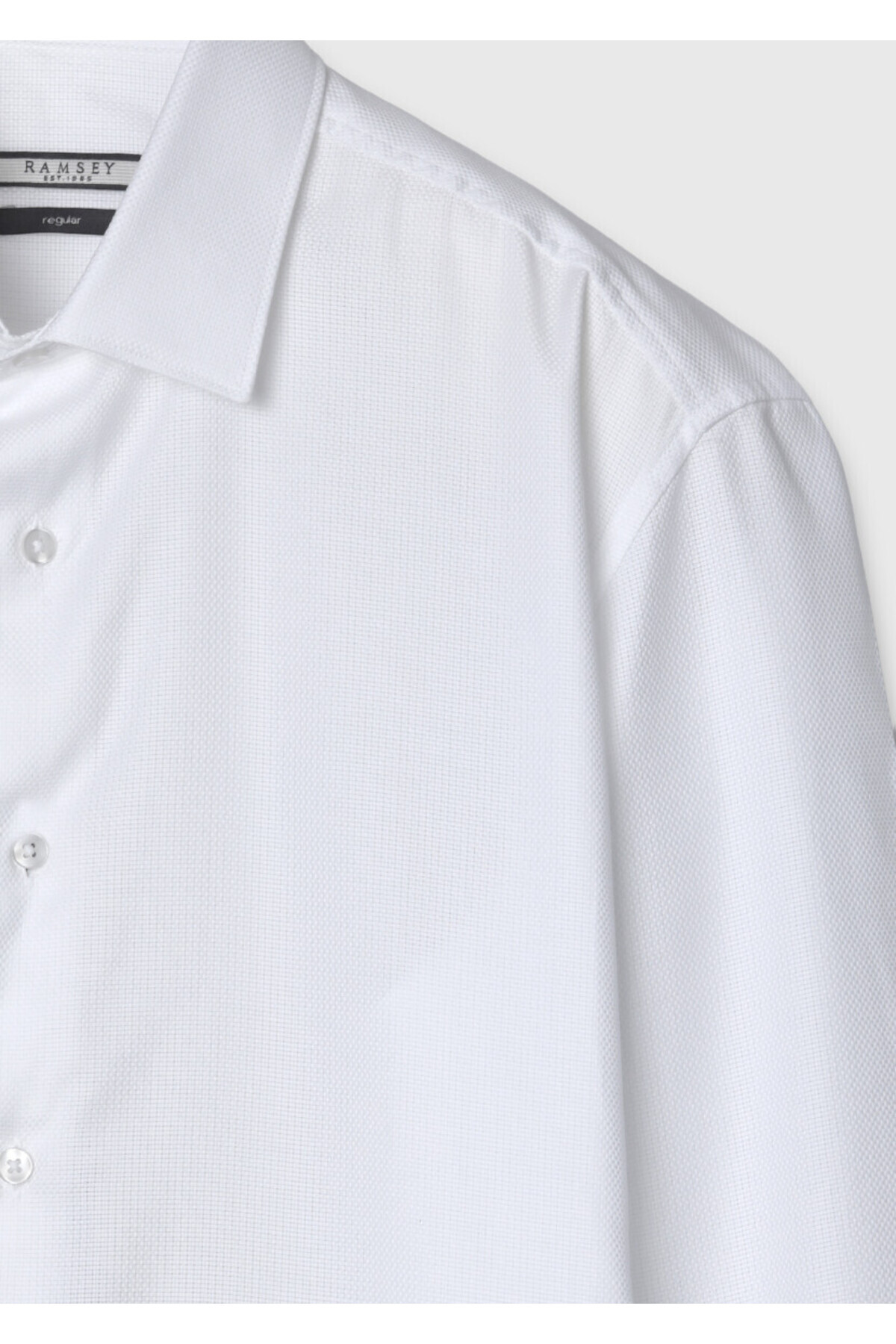 Beyaz Düz Regular Fit Uzun Dokuma Klasik %100 Pamuk Gömlek — سفید 165672 — تصویر 6 از 7