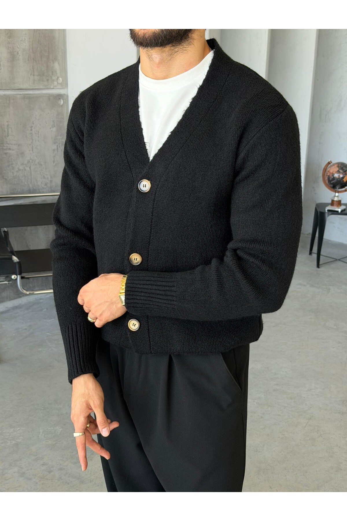 ژاکت کش باف پشمی دکمه دار بافتنی V-Neck M - BLACK — رنگارنگ 2606 — تصویر 5 از 6