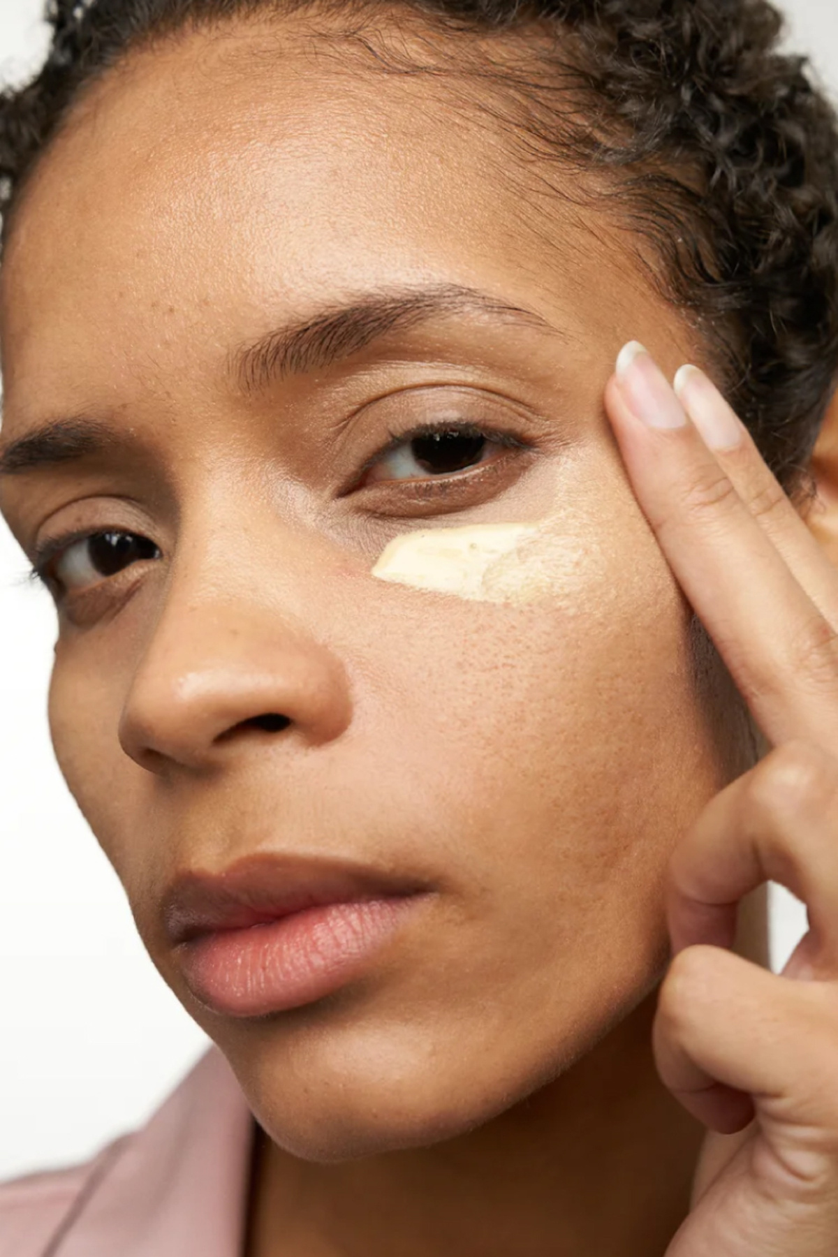 Göz Serumu - Environmental Shield Vita-C Eyes Dark Circle Corrector C Vitaminli Koyu Halka Karşıtı 15 ml — MR.01.PER.025 — تصویر 5 از 5