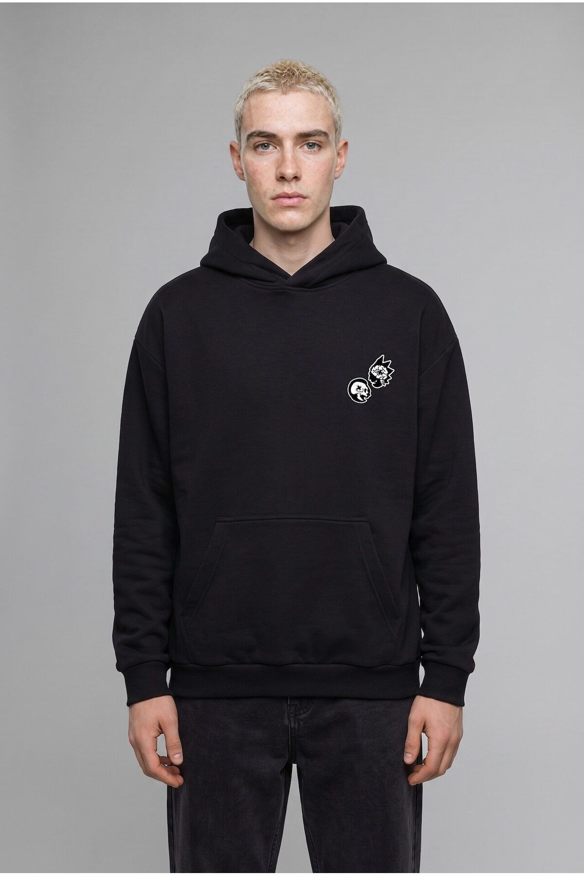 Rick and Morty Boxy Fit Kapüşonlu Kanguru Cepli Baskılı Sweatshirt H2725AX26AU — مشکی — تصویر 2 از 8