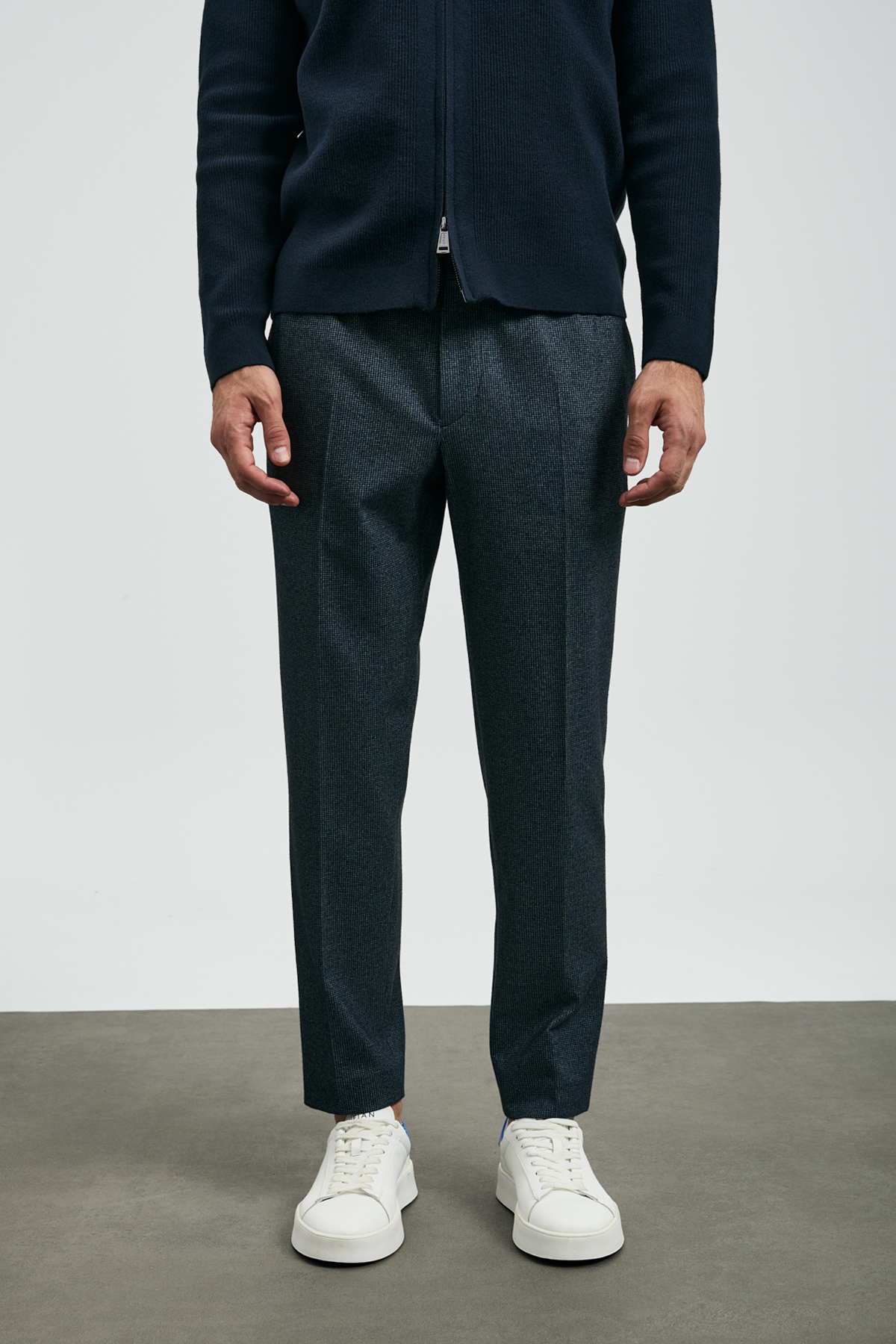 شلوار چینو مردانه هوشمند Strus Slim Fit آبی سرمه‌ای 112190349 — تصویر 2 از 6