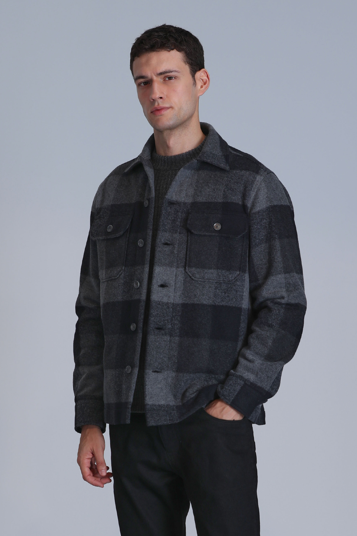 Broken Erkek Basic Gömlek Slim Fit Siyah — مشکی 112010667 — تصویر 5 از 6
