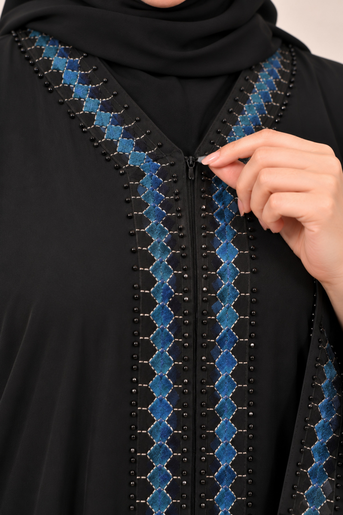 عباية عصرية