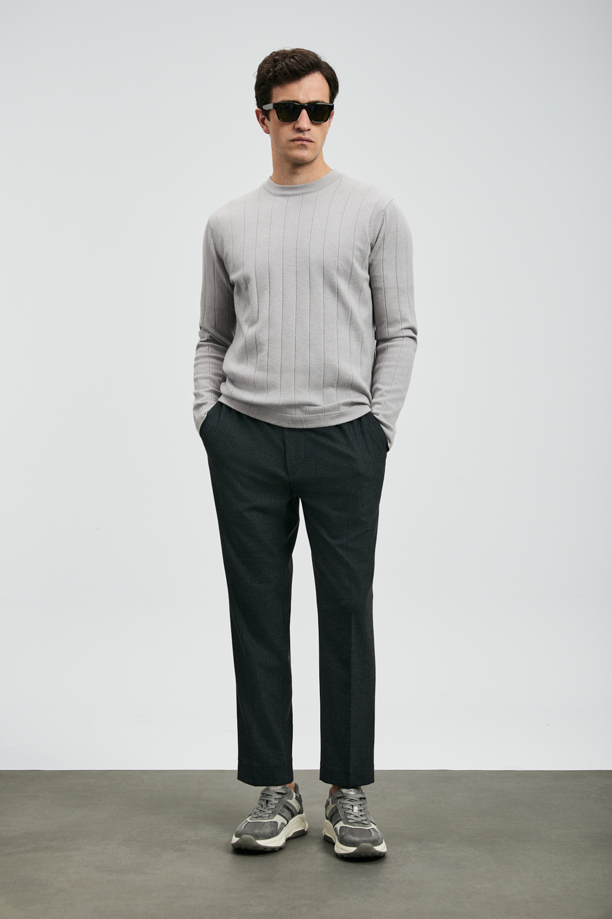 شلوار چینی مردانه اسمارت Maxima Slim Fit Anthracite — خاکستری 112190331 — تصویر 4 از 6