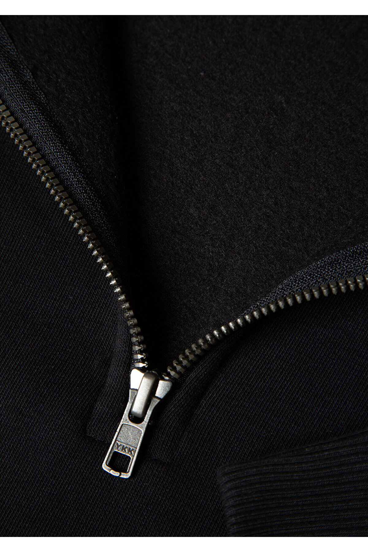 Logo Baskılı Yarı Fermuarlı Siyah Sweatshirt 0S10208-900 — مشکی KCMN-AST09984 — تصویر 6 از 6