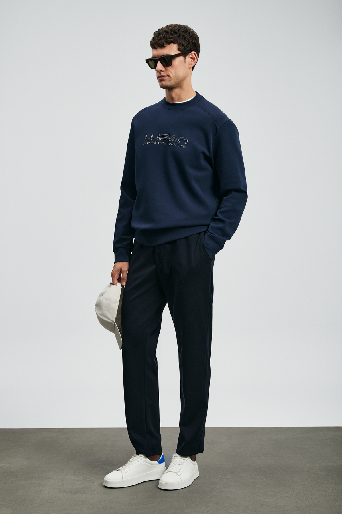 Luther Erkek Sweatshirt Lacivert — سرمه‌ای 112030171 — تصویر 2 از 6