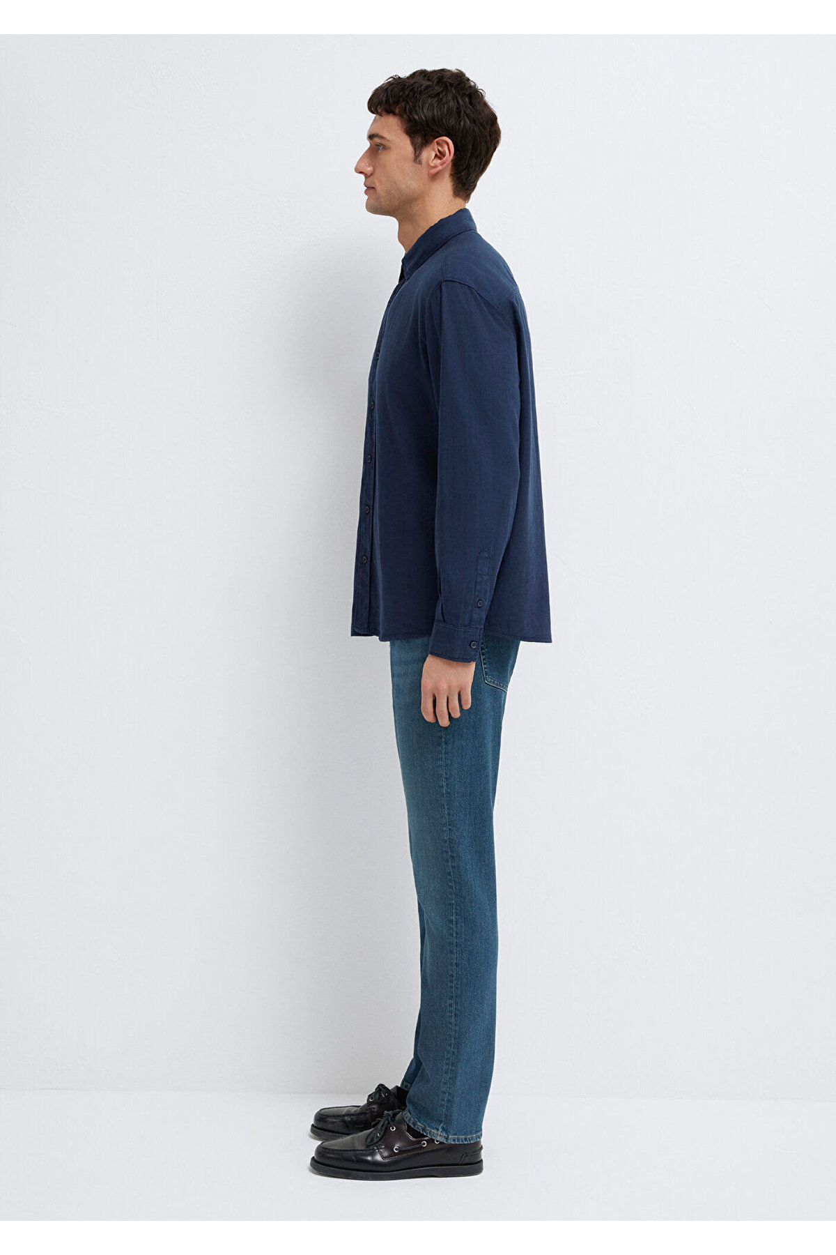 Keten Karışımlı Lacivert (TENCEL™) Liyosel Gömlek Regular Fit / Normal Kesim 0211482-70490 — سرمه‌ای — تصویر 4 از 7