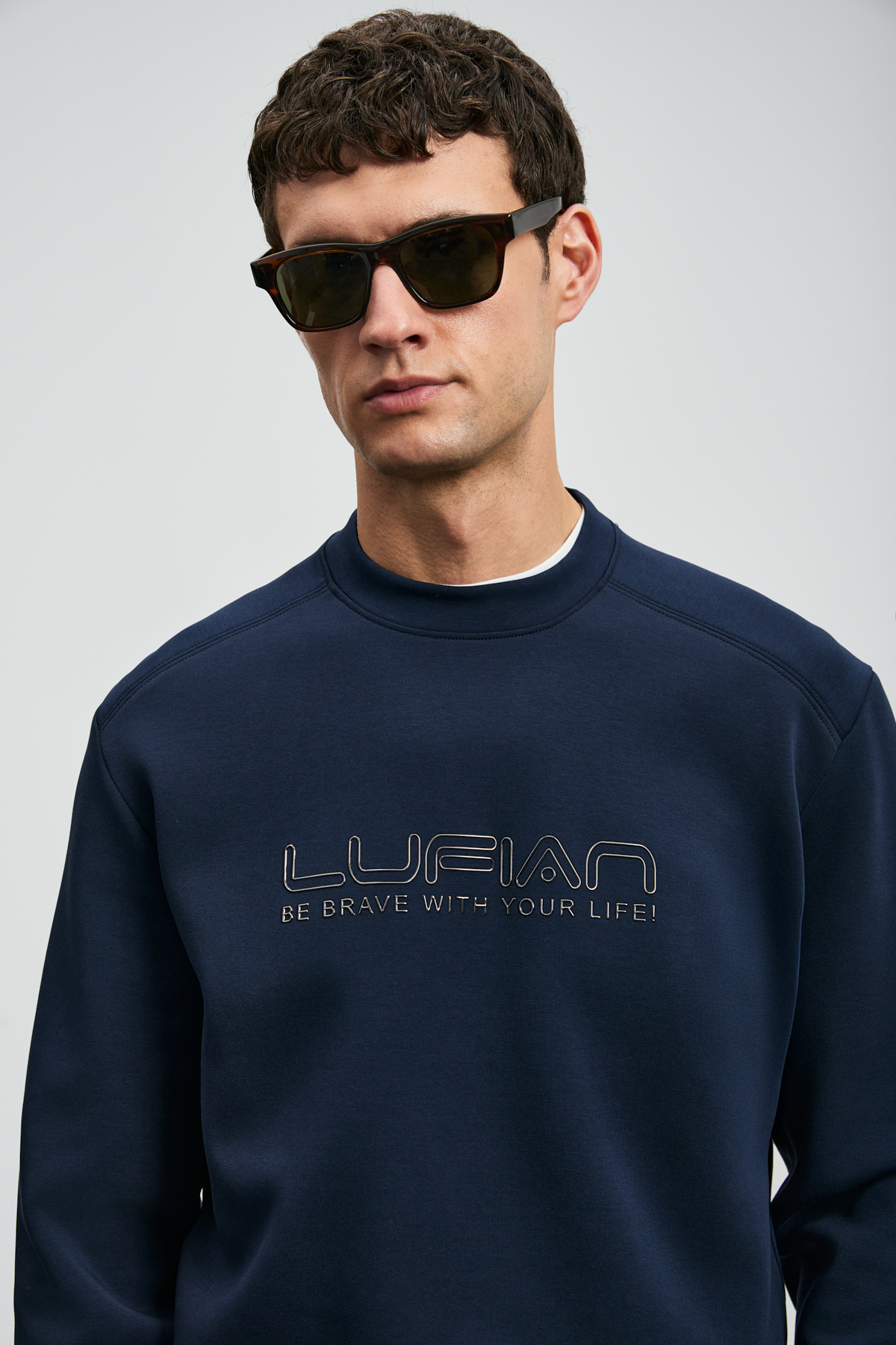 Luther Erkek Sweatshirt Lacivert — سرمه‌ای 112030171 — تصویر 4 از 6