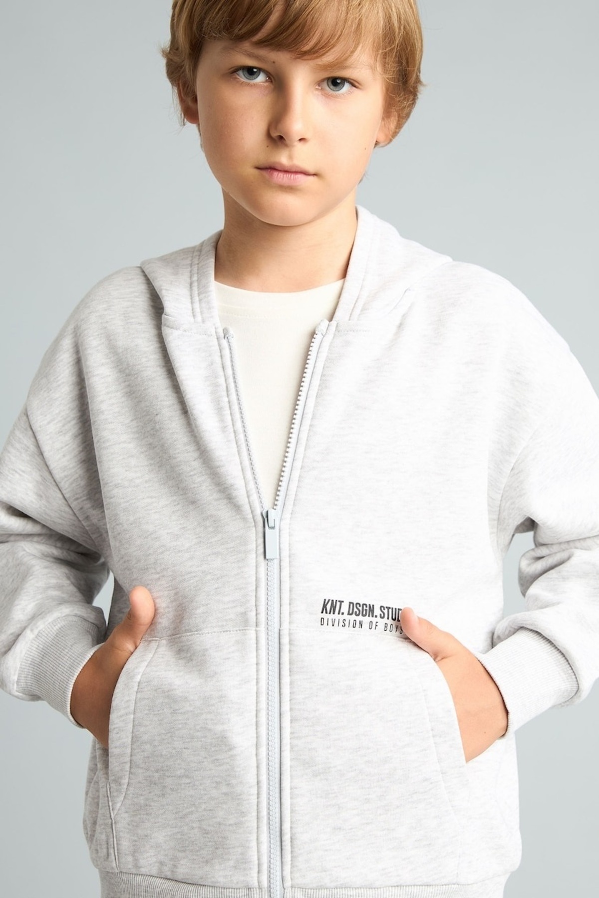 DeFacto Okul Baskılı Kapüşonlu Fermuarlı Cepli Sweatshirt Hırka Erkek Çocuk H9681A826WN — خاکستری