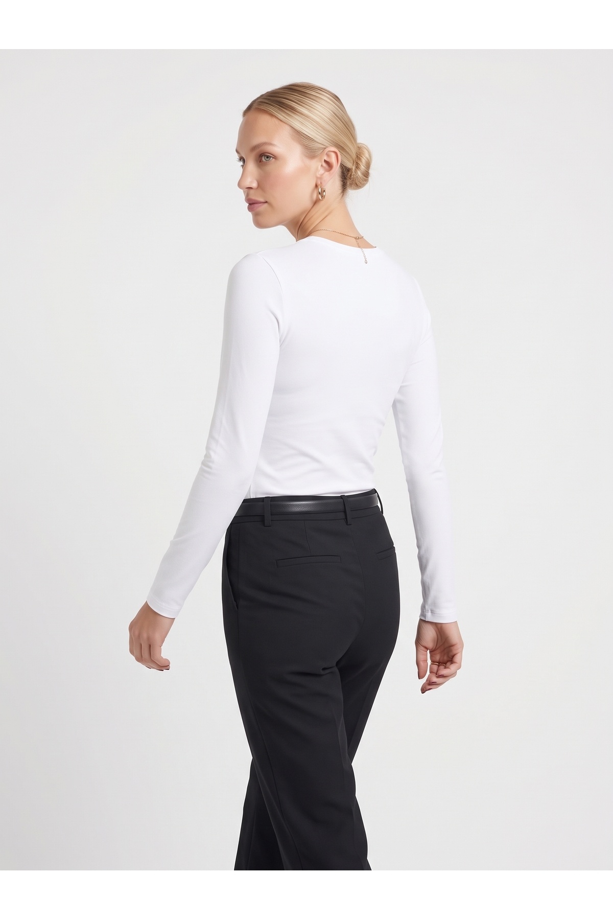 Kadın Uzun Kollu Bisiklet Yaka Slim Fit Esnek Body - Beyaz 4