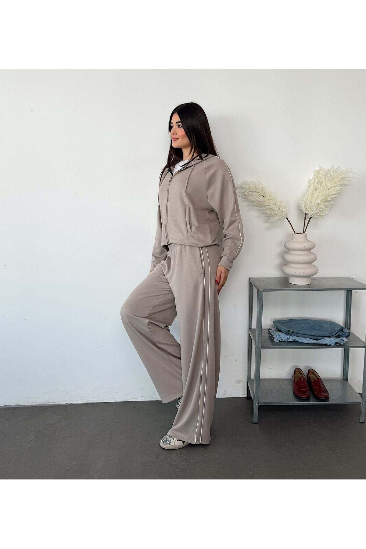 Modal Kumaş Fermuarlı Sweatshirt & Bol Paça Eşofman Takımı 2