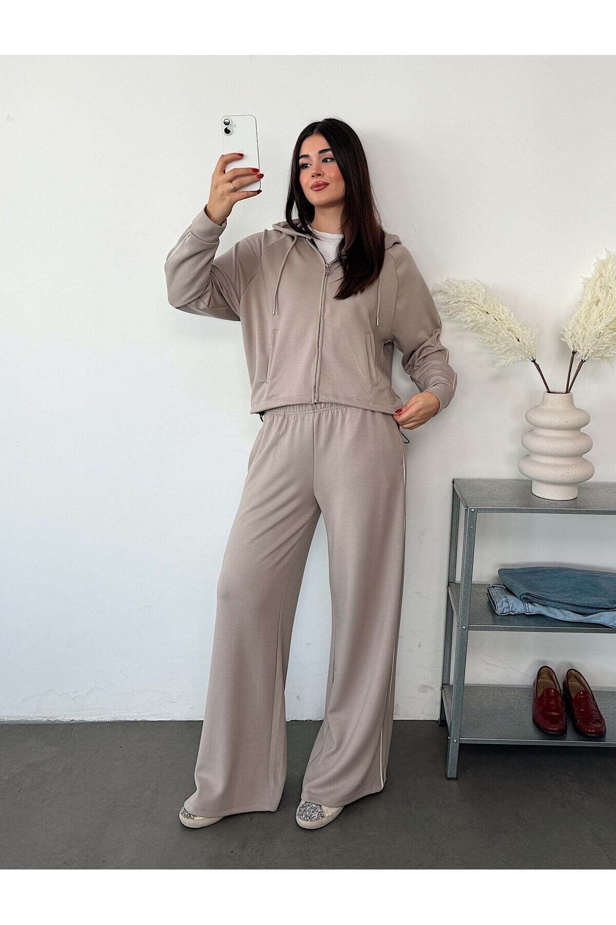 Modal Kumaş Fermuarlı Sweatshirt & Bol Paça Eşofman Takımı 4