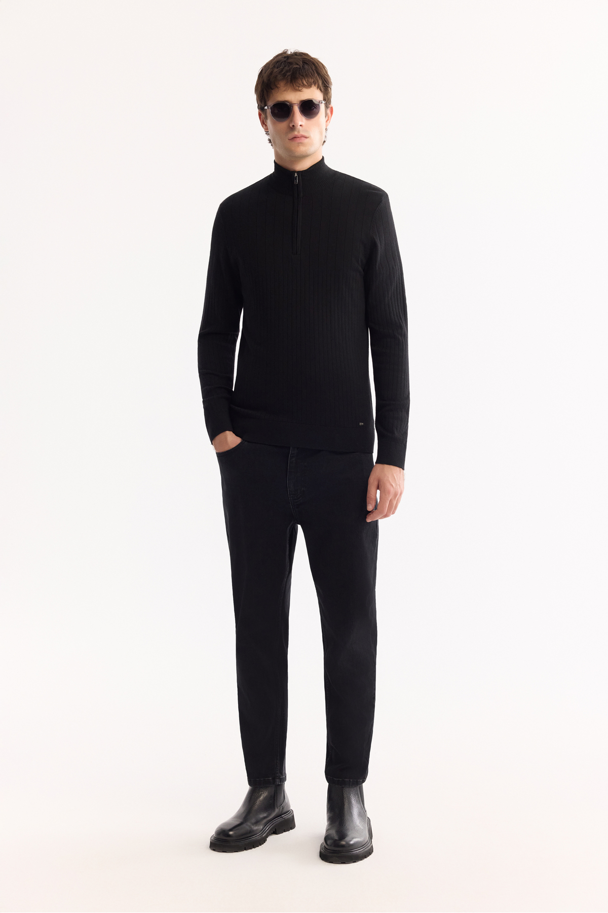 Erkek Siyah Dik Yaka Fermuarlı Soft Touch Çizgili Triko Regular Fit Kazak A52Y5151 — مشکی — تصویر 7 از 8