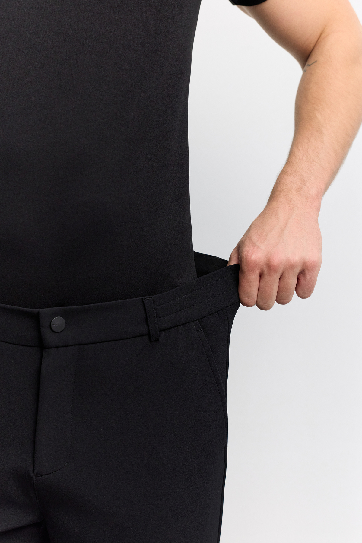 Erkek Siyah Yanı Lastikli Kırışmaz Hızlı Kuruyan Teknik Kumaş Slim Fit Pantolon A62Y3077 — مشکی — تصویر 5 از 8