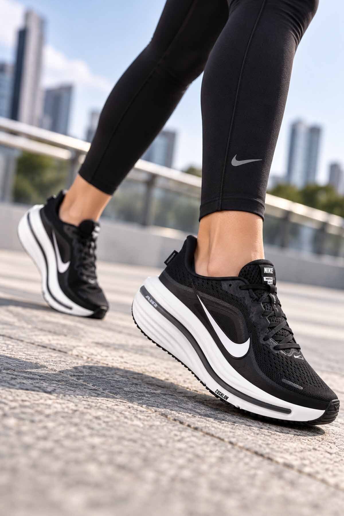 Winflo 12 Kadın Siyah Spor Ayakkabı Günlük Koşu ve Yürüyüş Sneaker — مشکی FQ1833-001 — تصویر 2 از 8
