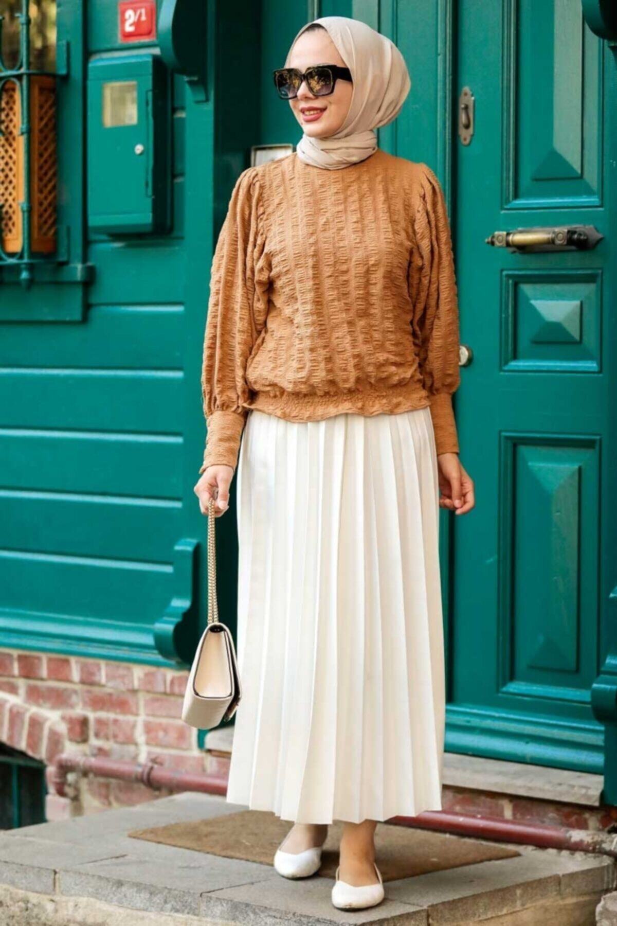 complete the look image