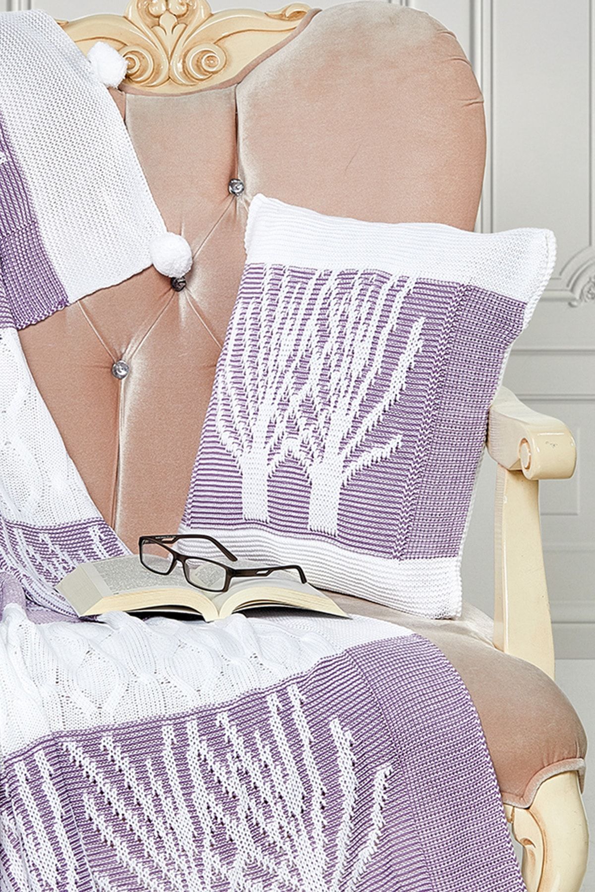 Evlen Home Collection Pompom Knitwear TV Blanket and Throw Pillow Set Wood Lilac