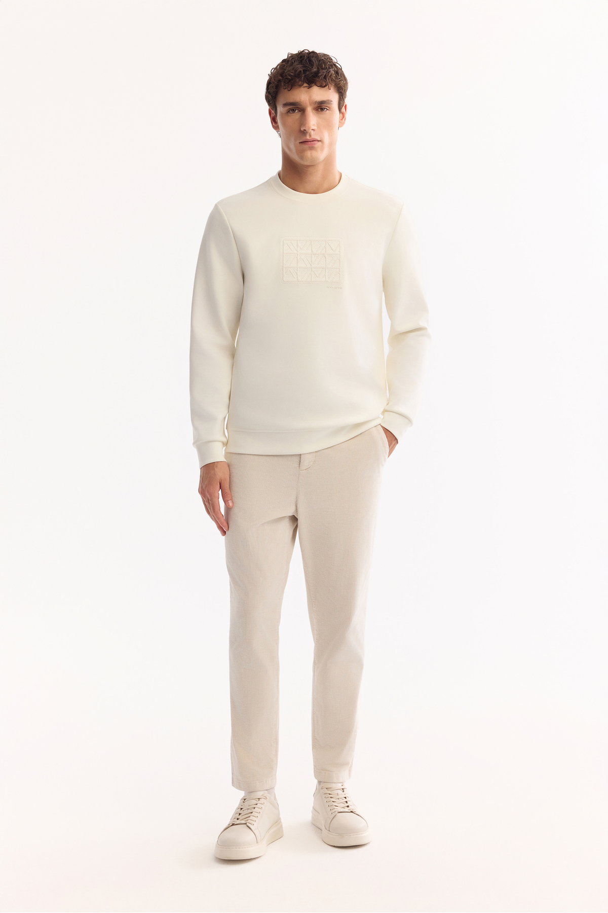 Erkek Ekru Bisiklet Yaka Pamuklu Bi-Stretch Baskılı Regular Fit Sweatshirt A52Y1289 — اکرو — تصویر 6 از 7
