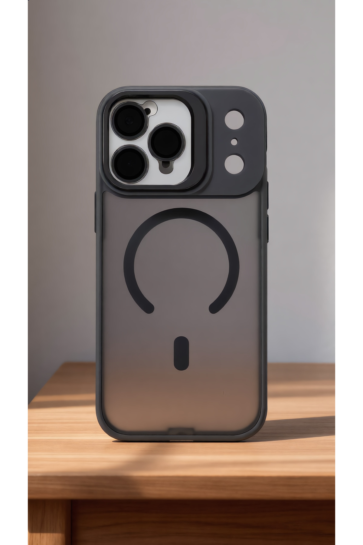 iPhone 18 Pro Uyumlu Kılıf Mat Magsafe Kamera Lens Korumalı Metal Kamera Standlı Transparan Silikon Arka Kapak