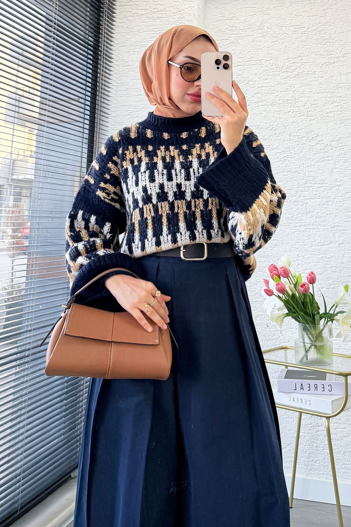 Pyntrest MELEK ARAZ Pinterest Model Zikzak Desenli Kısa Triko Kazak -Lacivert ...