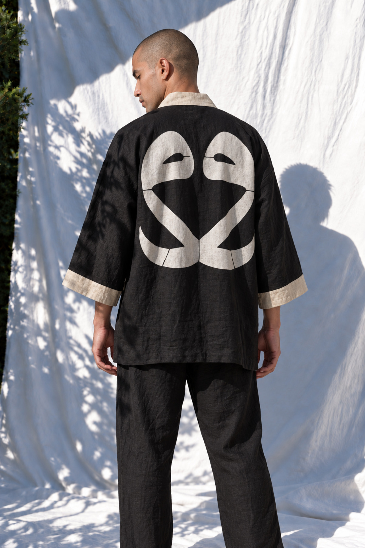 El Yapımı Büyük Çift Vav Deseni Baskılı Siyah Unisex Keten Kimono Kaftan