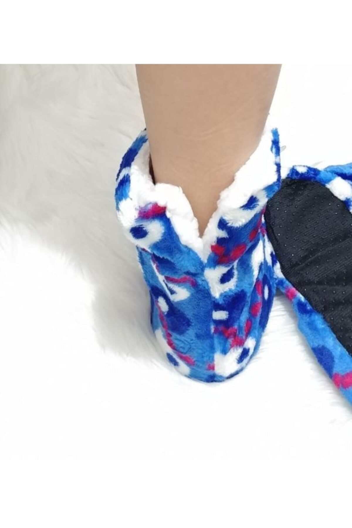 Kışlık Mavi Nazar Boncuğu İpeksi Kalın Peluş Panduf 2