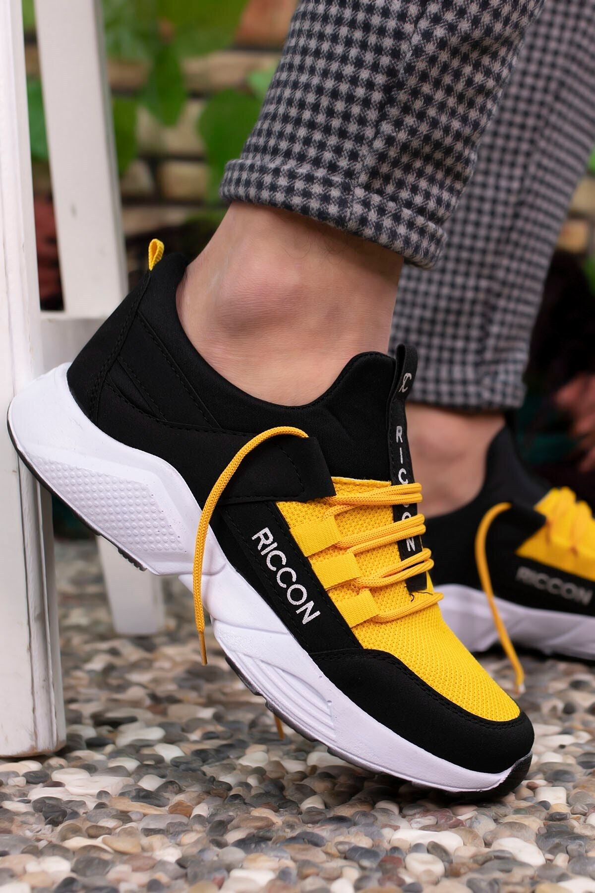 کفش ورزشی بند دار یونیسکس مشکی زرد ریکون Riccon (برند ترکیه)