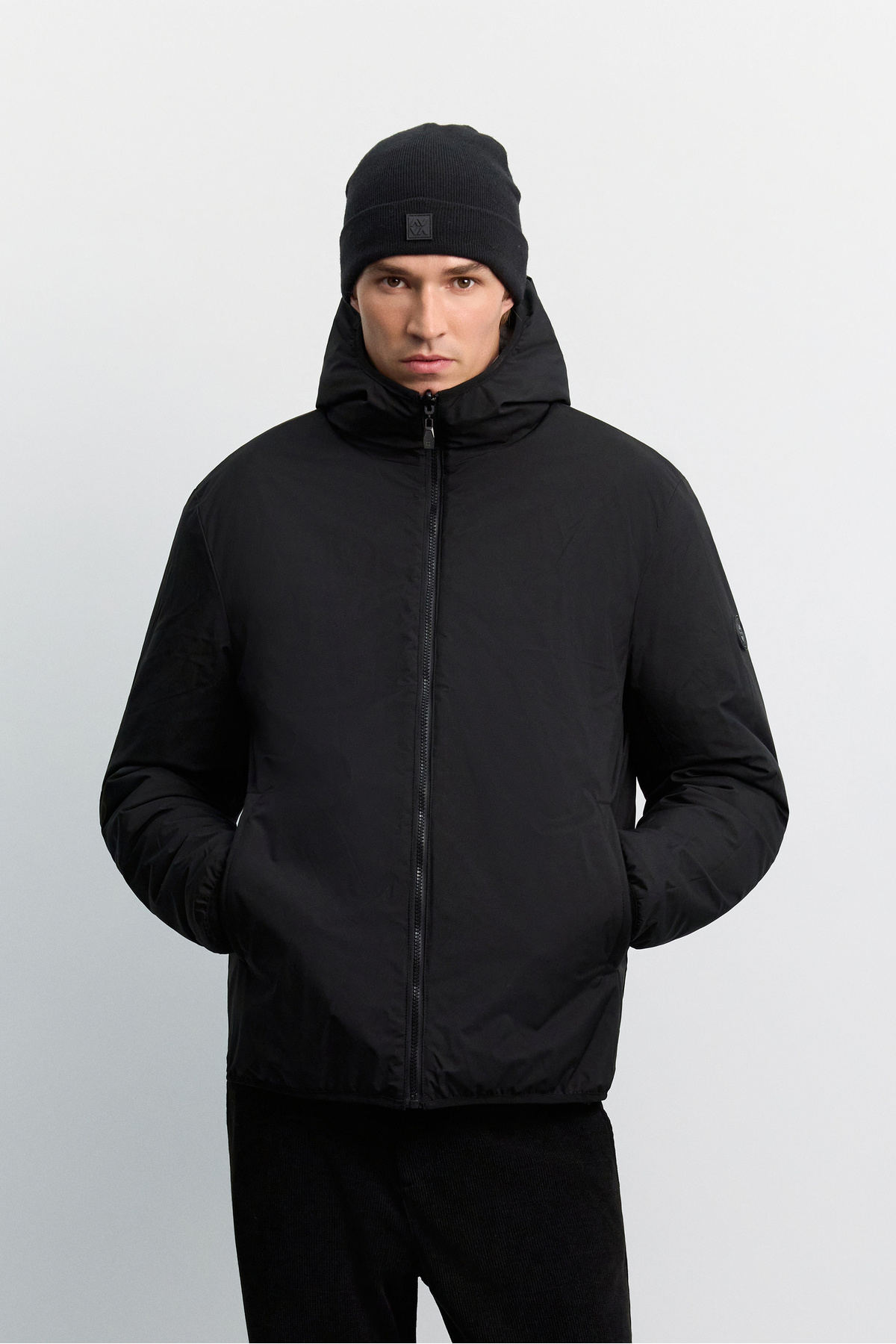 کاپشن مردانه مشکی دوطرفه گرم نگه‌دارنده ضد باد با کلاه مدل Comfort Fit A62Y6080