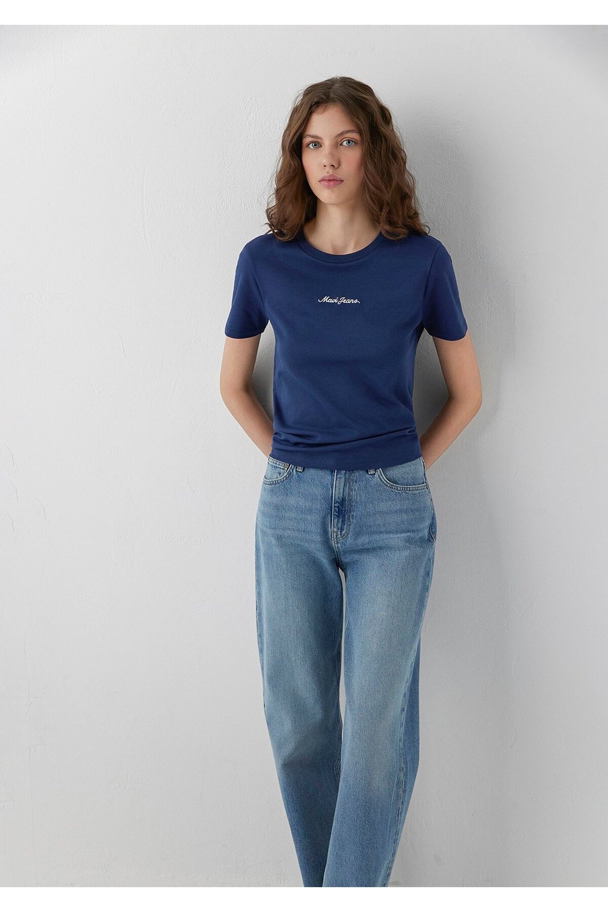 تی‌شرت آبی تیره با لوگو Slim Fit / دار 1614201-70497