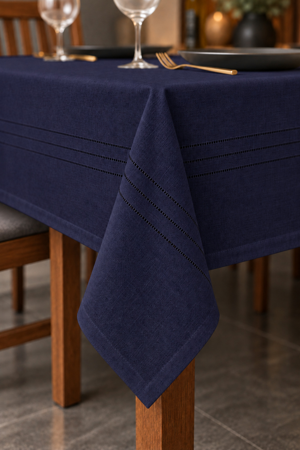 میز پوش Colber ضد لک 160x220 سانتی‌متر – شیک و مقاوم