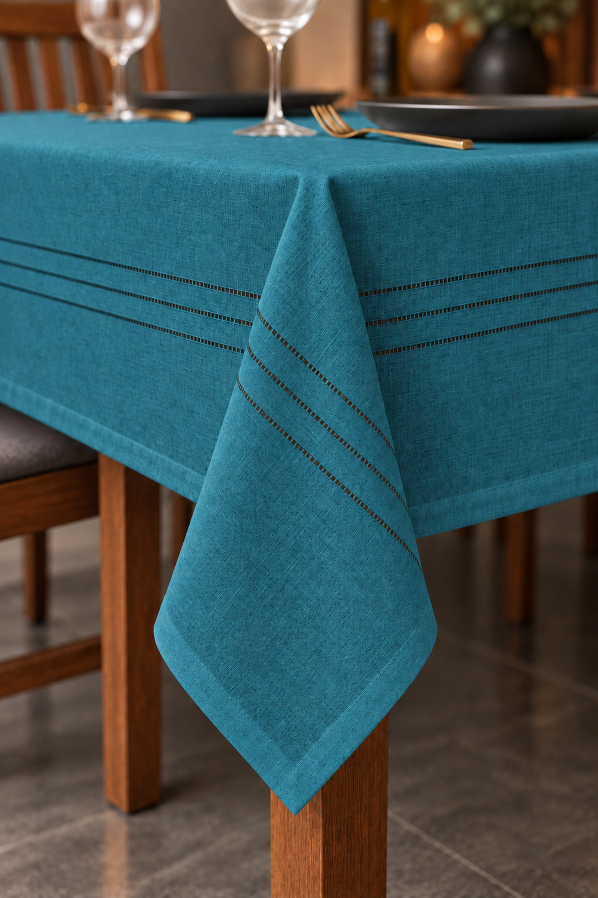 میز پوش Colber ضد لک 160x220 سانتی‌متر – شیک و مقاوم