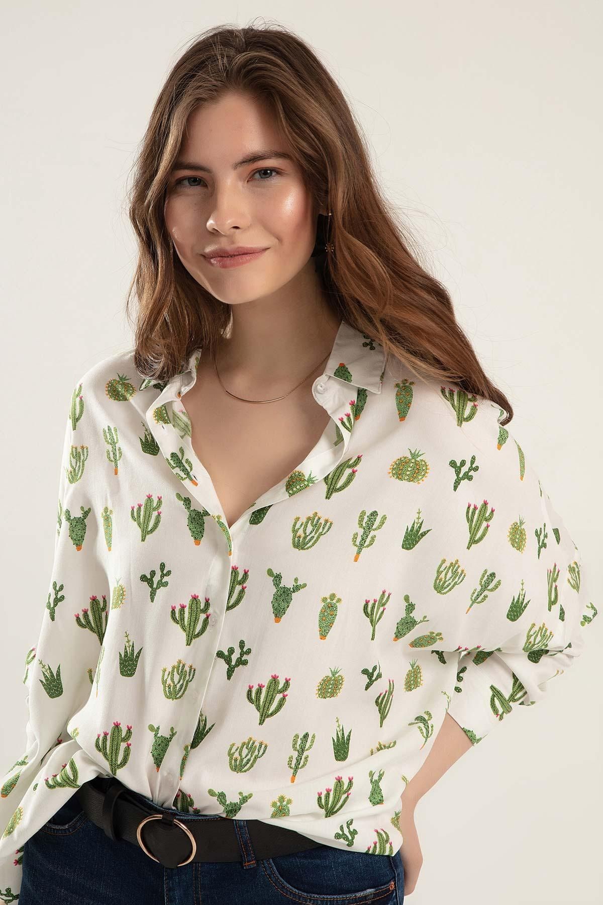 Pattaya Kadin Beyaz Kaktus Baskili Cizgili Oversize Rahat Kesim Gomlek Ptty20s O238 Trendyol