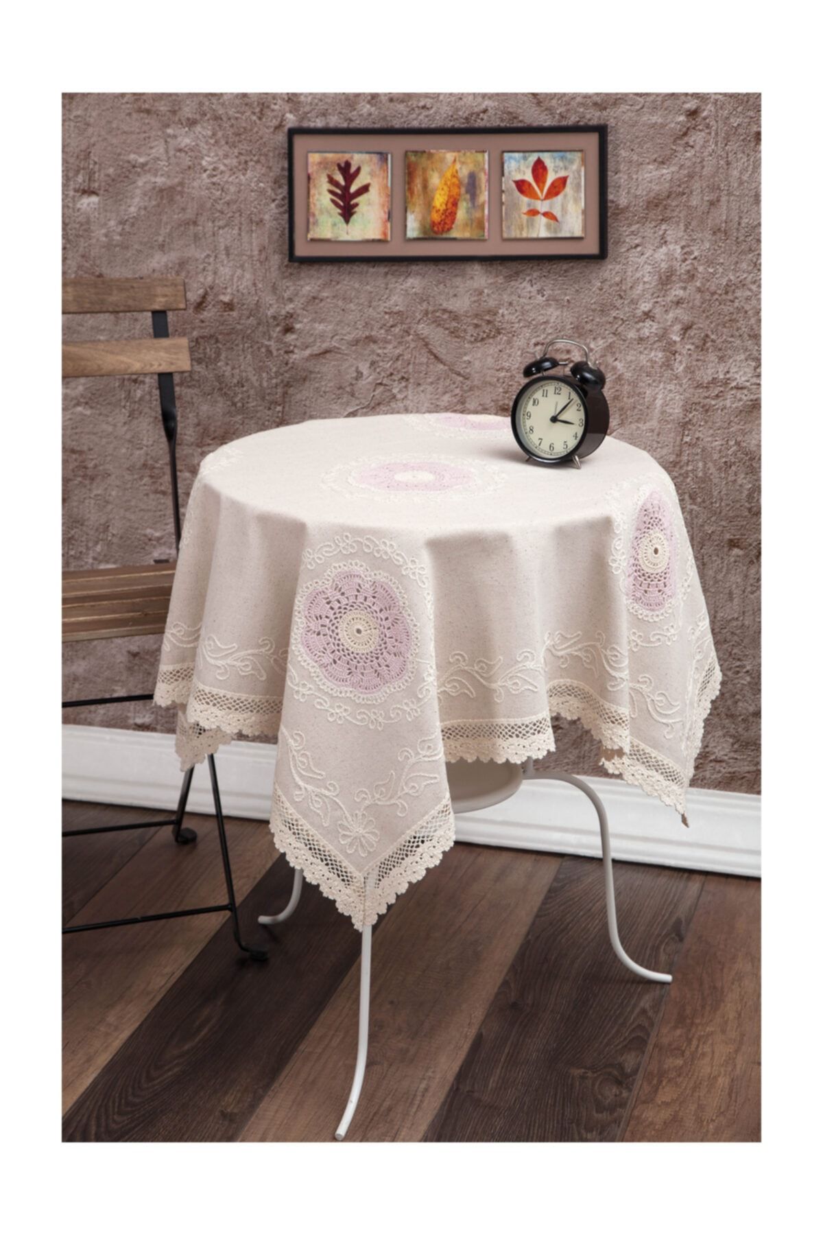 Pembe Dantel Ve Nakış İşlemeli Otantik Fiskos