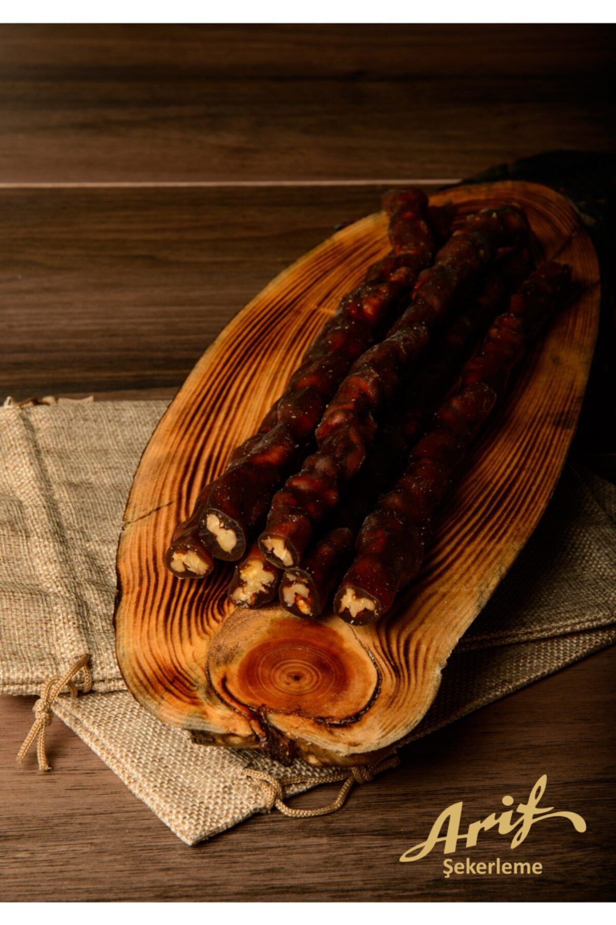 ARİF ŞEKERLEME Maraş Usulü Cevizli Sucuk (1 Kg)