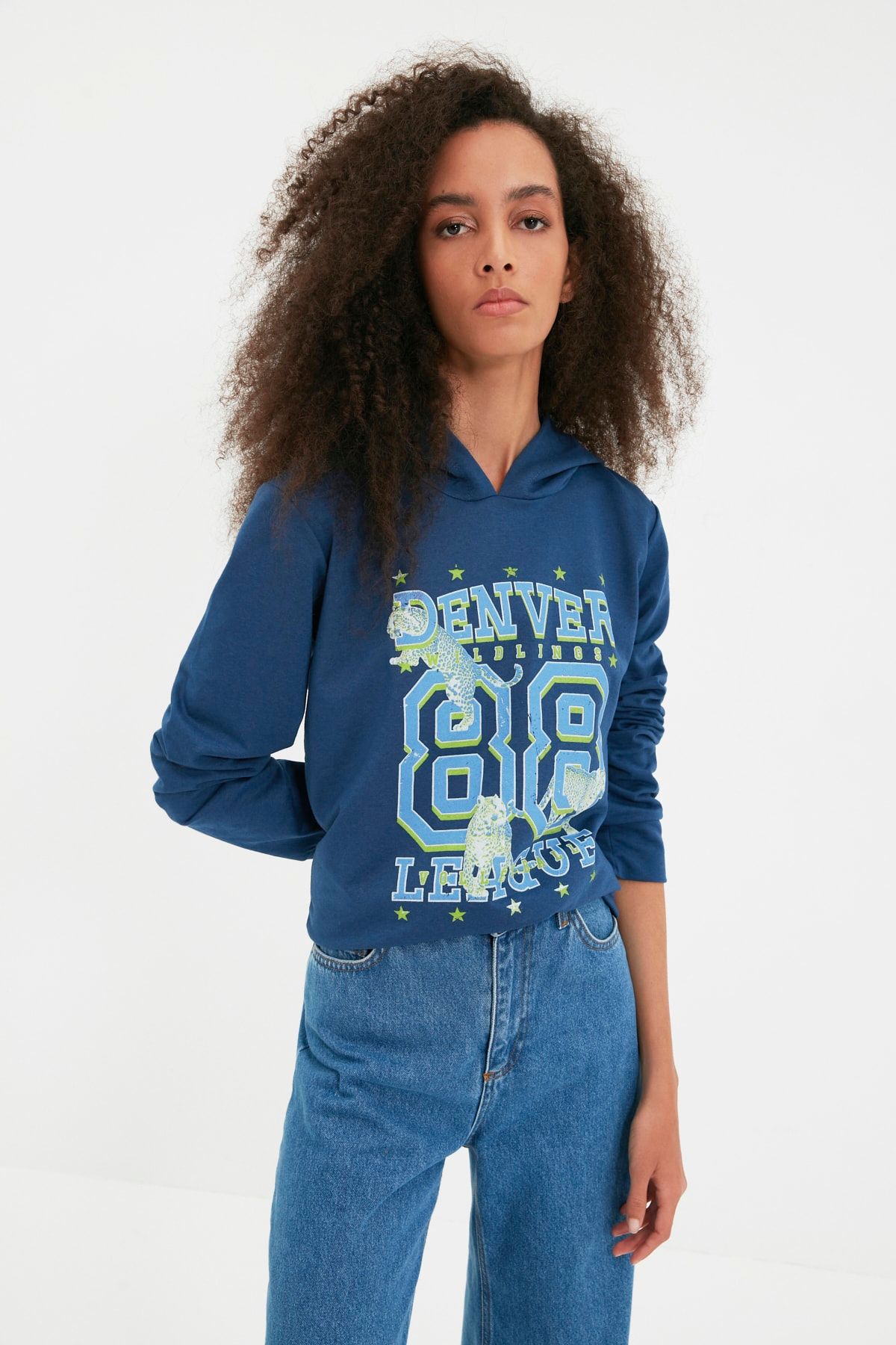 Trendyol pull and bear hot sale sweatshirt
