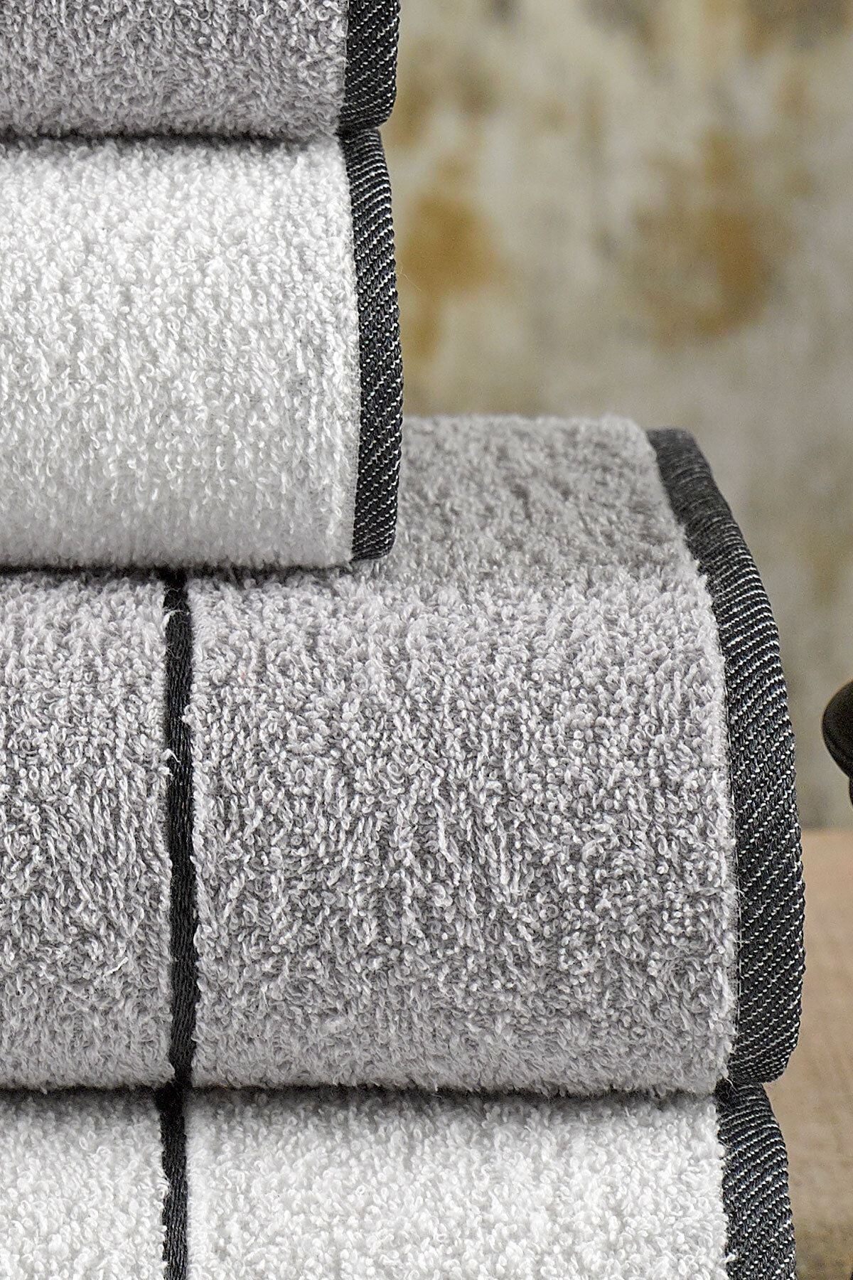 Gray and white bath towels new arrivals