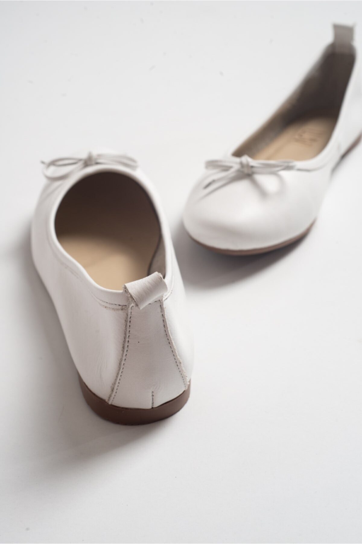 LuviShoes 01 Beyaz Cılt Kadın Babet Ayakkabı ON7222