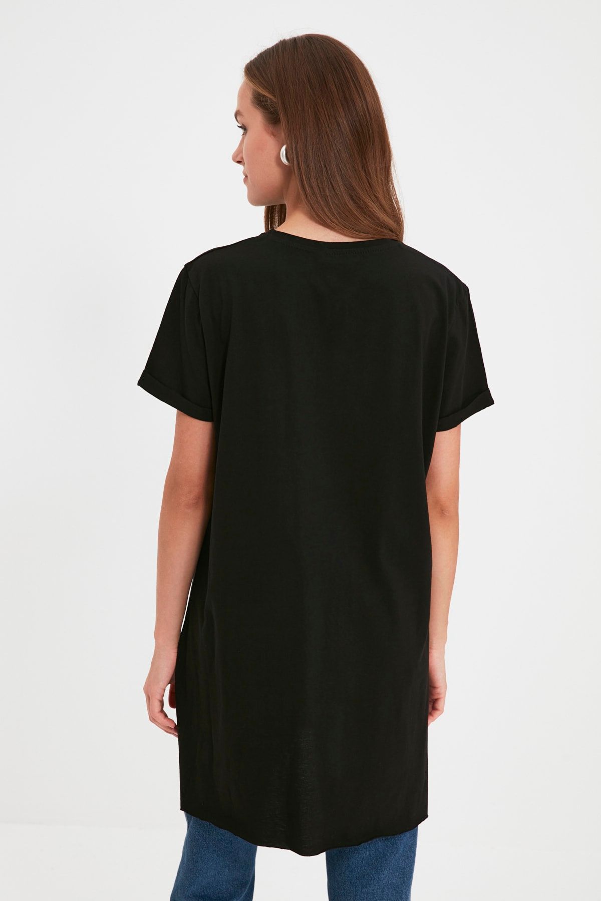 Trendyol Modest-Schwarz-weißes 2er-Pack kurzärmliges Basic-Strick-T-Shirt mit Schlitz und detailliertem Rundhalsausschnitt TCTSS21UK0009 9