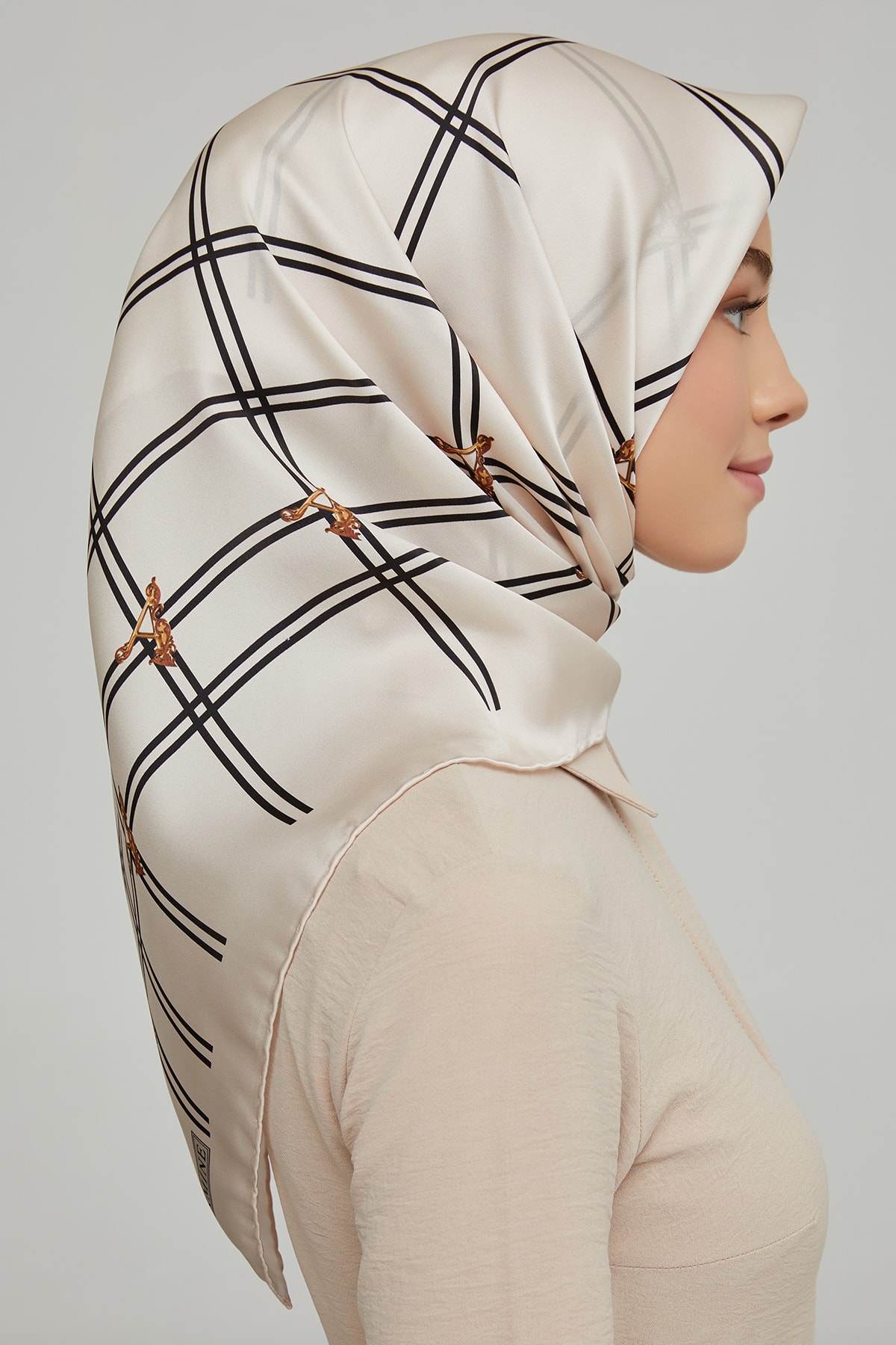 روسری زنانه آرمینه | E21KA8656D02 Armine - Image 2