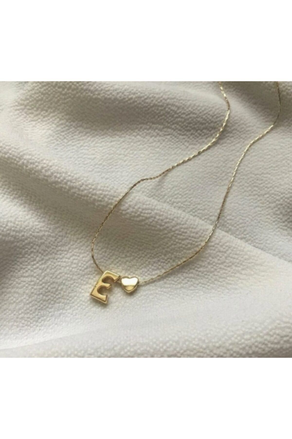 Claritas Tak Women s Gold Plated Heart Letter E Necklace Trendyol
