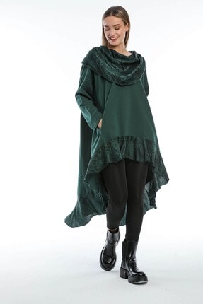 Zümrüt Yeşili Italyan Yakası Ve Etek Ucun Saten Garnili Salaş Elbise ITL10330