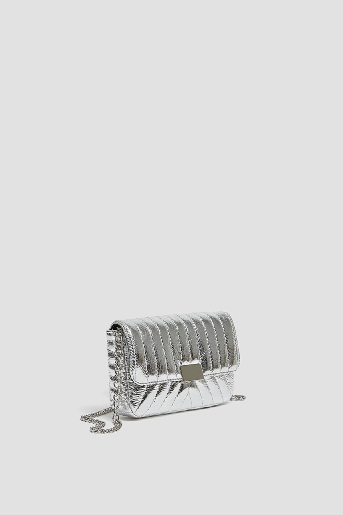 کیف زنانه دستی چرم نقره ای سیلور پول اند بیر Pull and Bear
