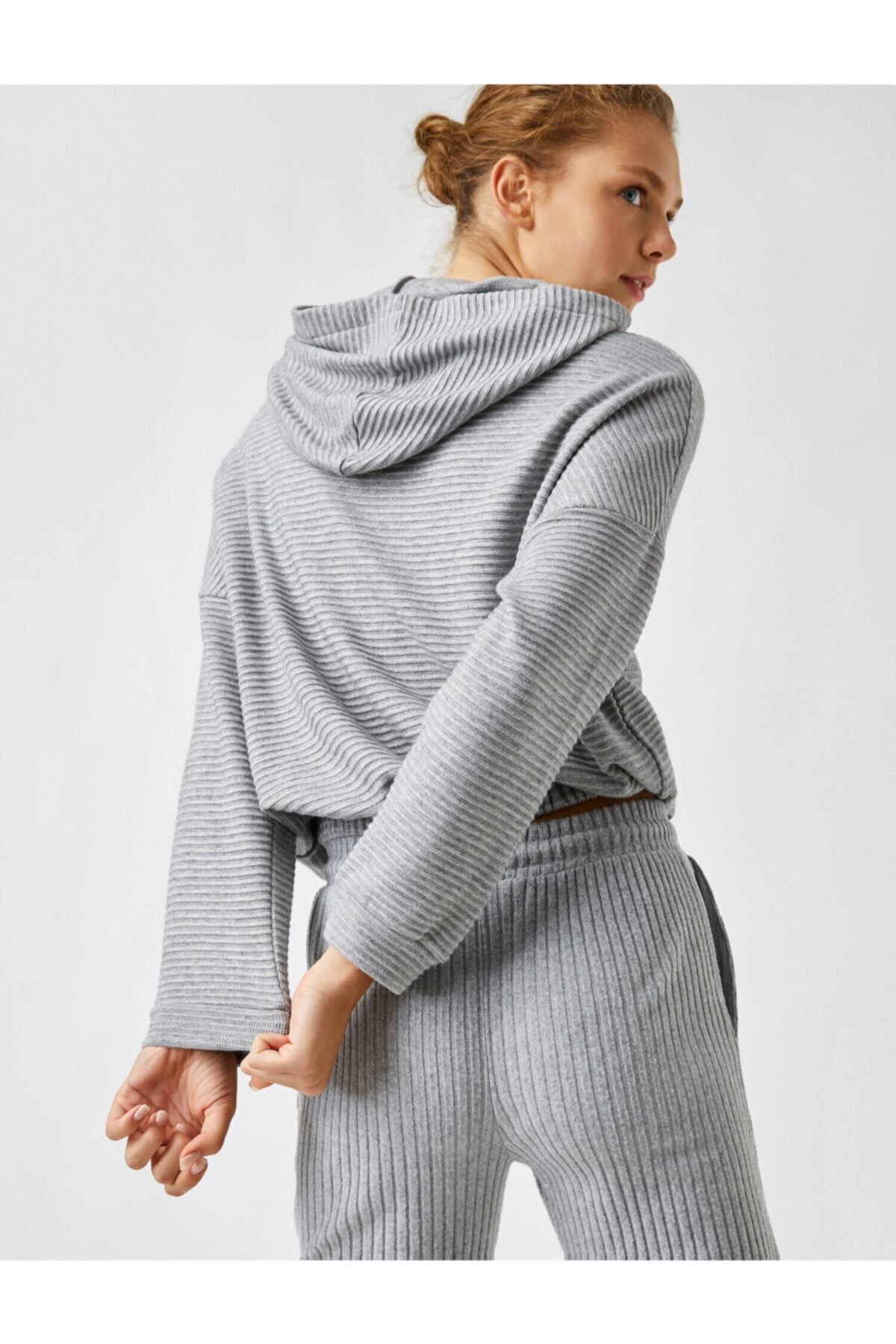 Koton Pullover Grau Oversized Fast ausverkauft