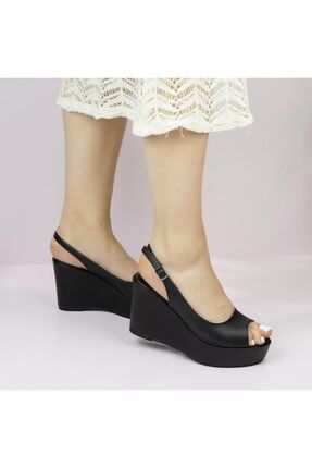 Kadın Siyah Dolgu Topuk Deri Sandalet P-00265